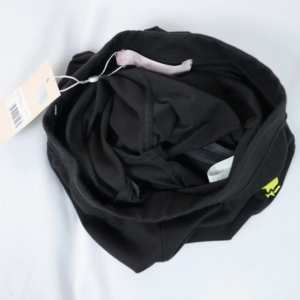 🅽🅴🆆 Missguided x 𝐏𝐋𝐀𝐘𝐁𝐎𝐘 black cycling shorts with Playboy bunny, 4